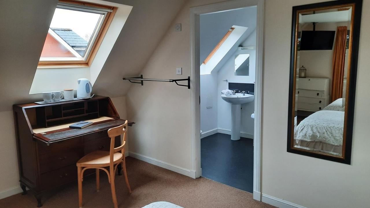 Apartamento Bed-And-Bread Blairgowrie and Rattray Habitación foto